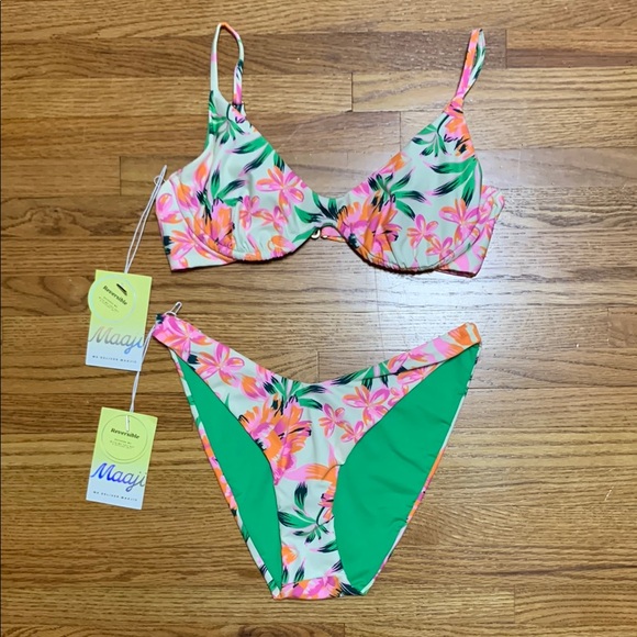Maaji swimsuit - underwire bikini set reversible bathing suit bubbly blossom - Picture 1 of 10